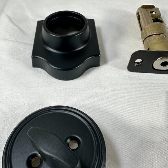 Amazon Basics Single Cylinder Deadbolt Grade-3 Security Door Lock Missing Parts - Picture 4 of 11